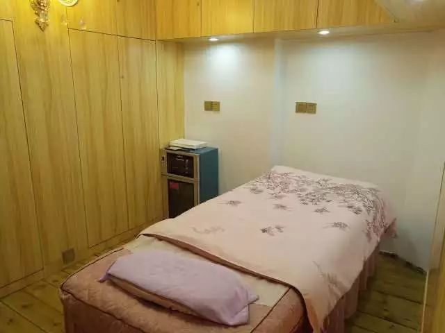 鄭州美博會：24小時化妝品店你見過么？